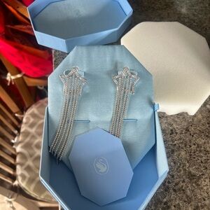 Swarovski Stella clip earrings Shooting star, White, Rhodium plated